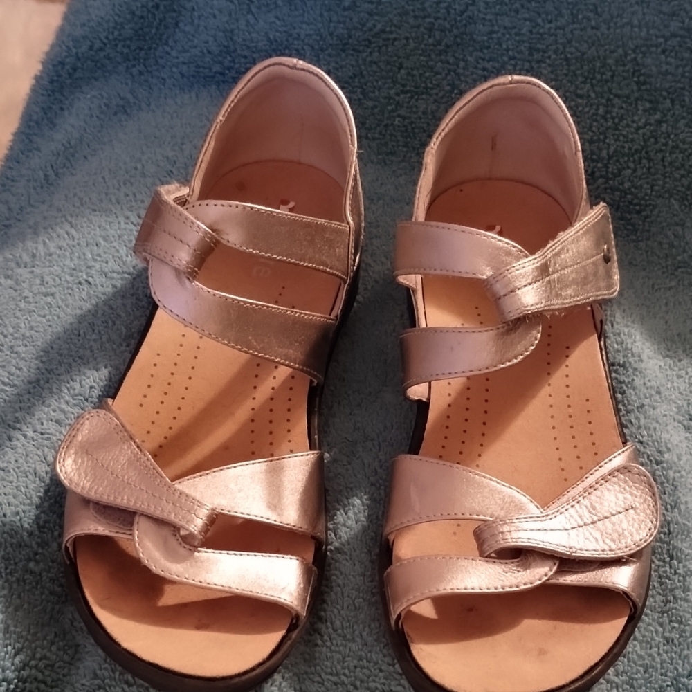 Reverse Pewter Sandals Minimalist Design Flat Sole; Great Condition Sz 9; Eu 40